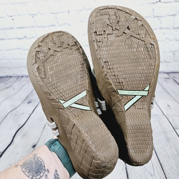 CUSHE | Entwine thong wedge sandals - Picture 8 of 9